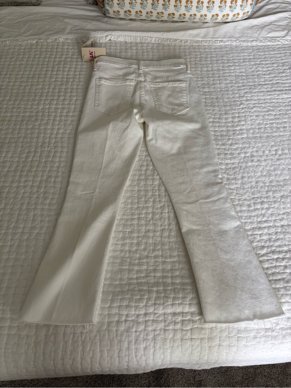 NWT Lil’ Mother Insider Crop Step Fray 25 - Picture 2 of 5